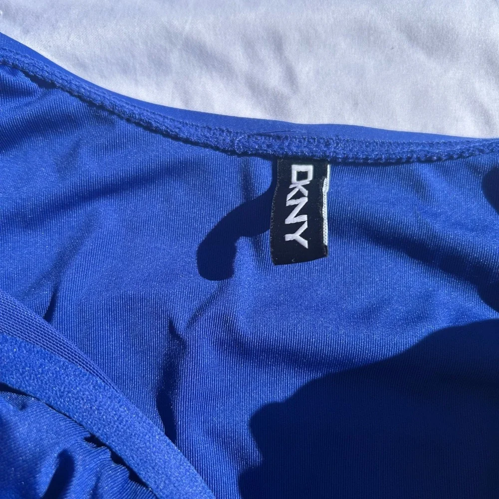 Dkny Cobalt Blue Ruffle-Shoulder One-Piece Swimsuit colorful classic - Picture 6 of 8